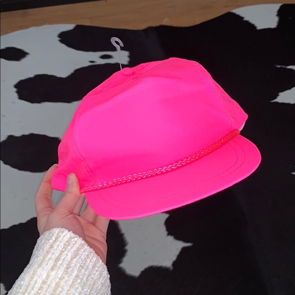 Vintage 80’s hot neon pink trucker hat snapback